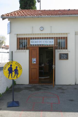 [Photo de l'entrée du musée.]